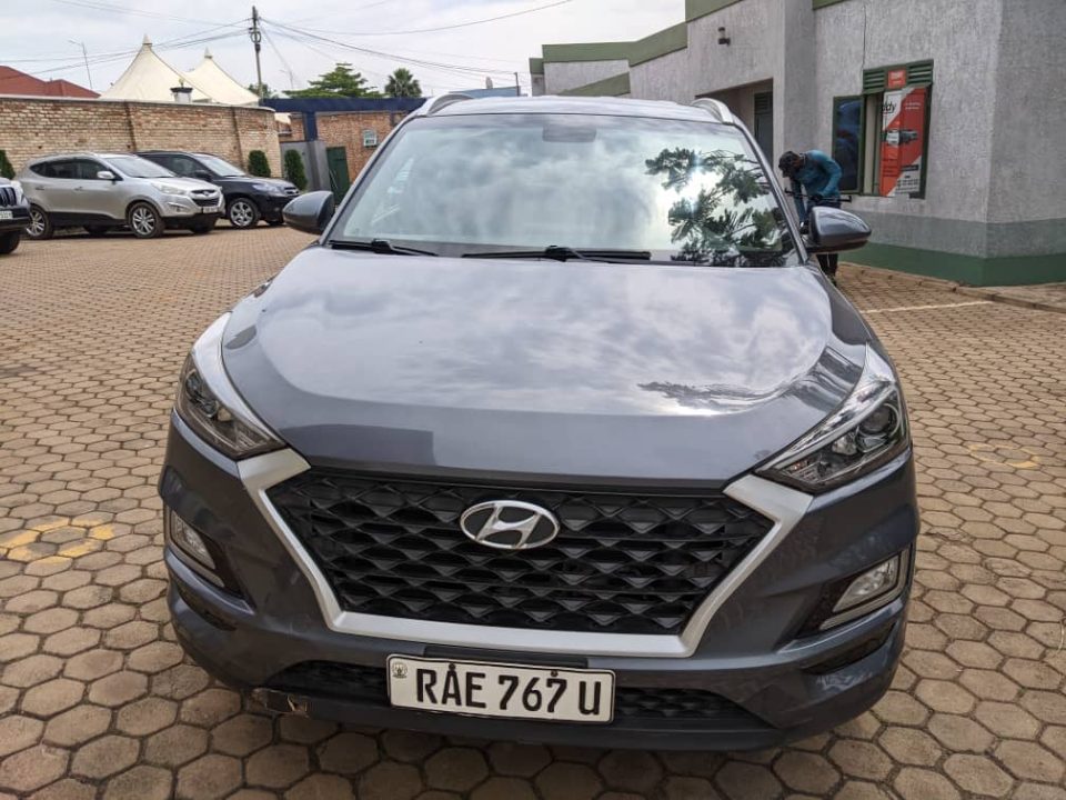 Hire a Car in Rwanda