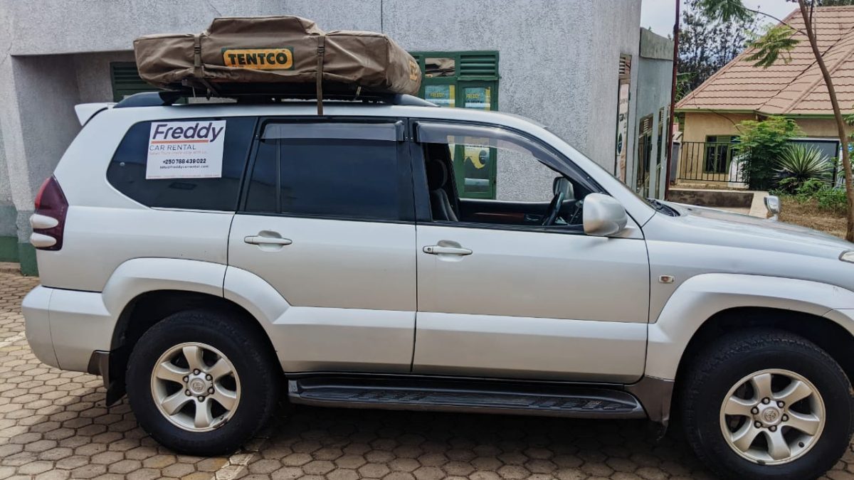 cross board of car hire Rwanda & Uganda & Kenya