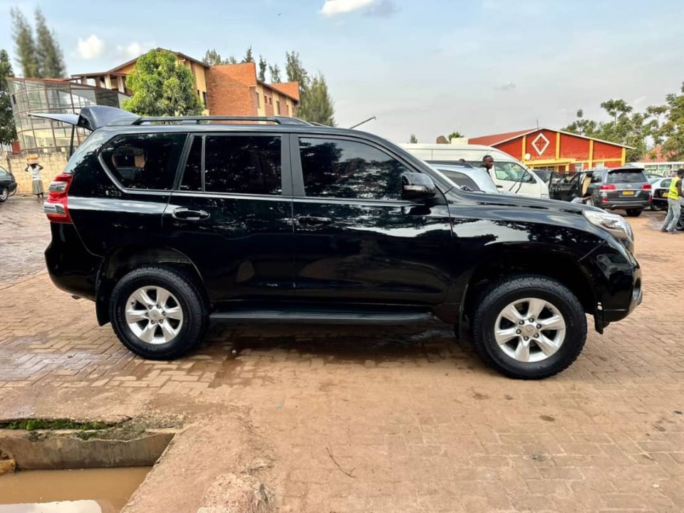 Self Drive Rwanda on Rainy Roads