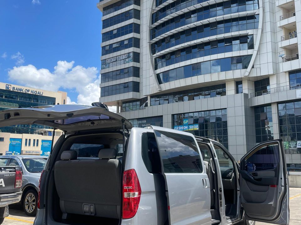 Learn how to rent a car at Kigali Airport with Freddy Car Rental. Enjoy easy booking, airport pick-up, self-drive and 4x4 rentals at affordable rates