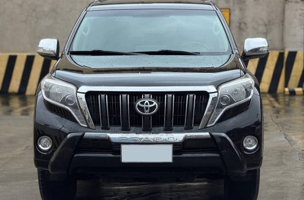Rent a 4×4 in Rwanda for safari, gorilla trekking and road trips. Choose RAV4, Prado or Land Cruiser for self-drive or driver-guided travel.