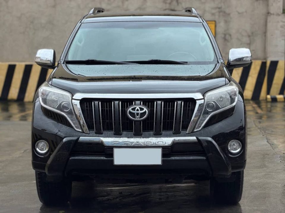 Rent a 4×4 in Rwanda for safari, gorilla trekking and road trips. Choose RAV4, Prado or Land Cruiser for self-drive or driver-guided travel.