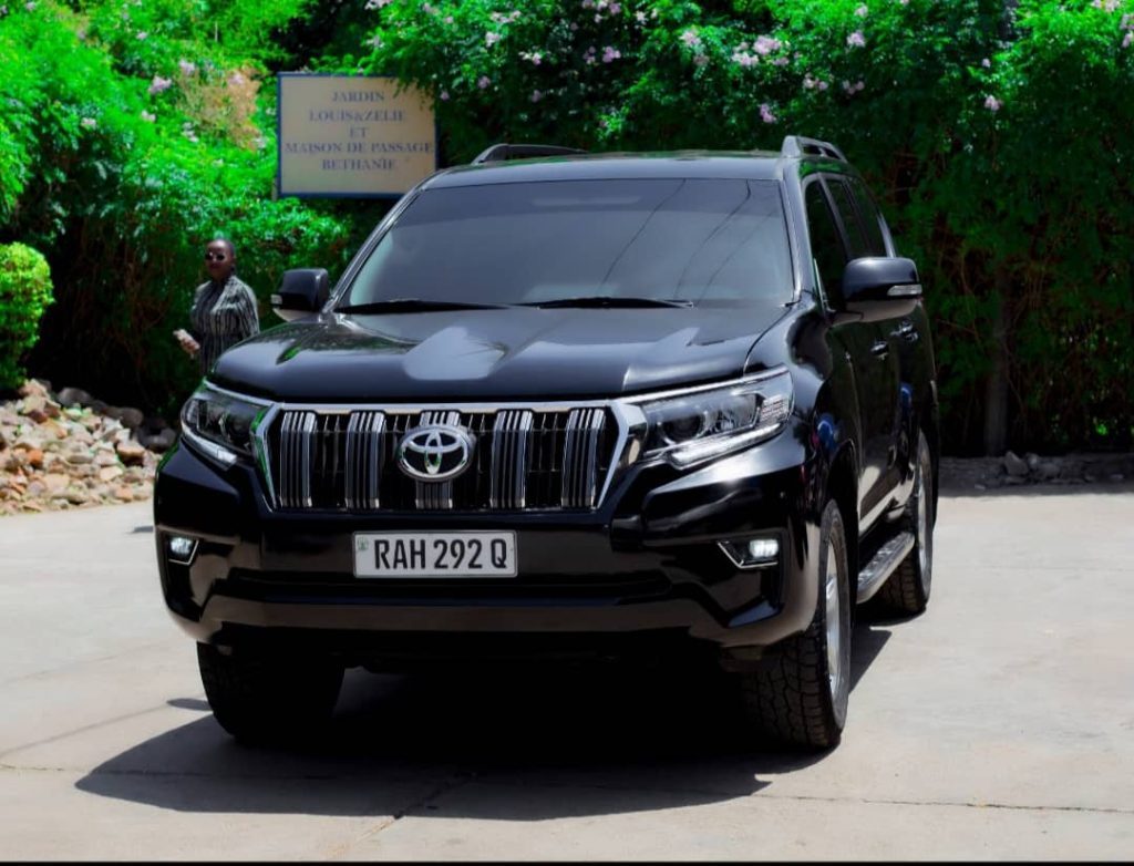 Self drive Nyungwe National Park Rwanda 4x4 rental