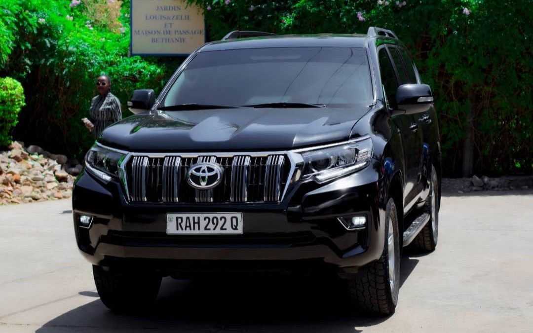 Self drive Nyungwe National Park Rwanda 4x4 rental