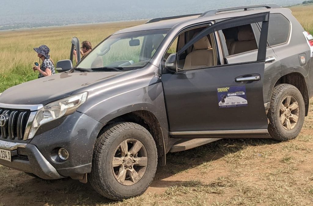 Car rental with driver Rwanda Uganda