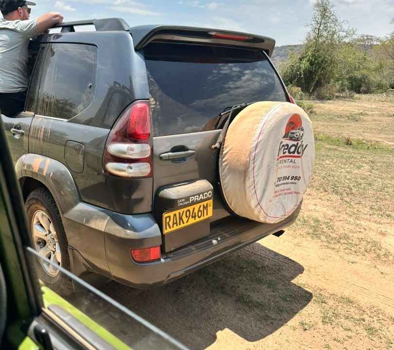4x4 car hire for safari in Rwanda